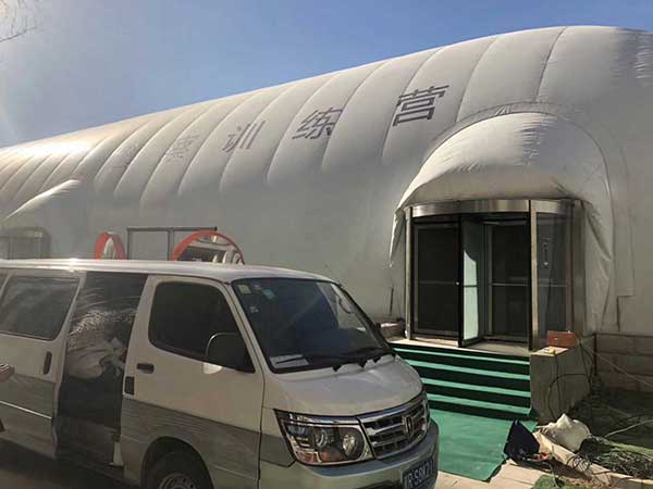 游泳池遮阳膜结构