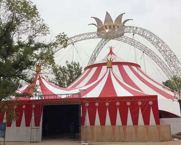 商业广场膜结构