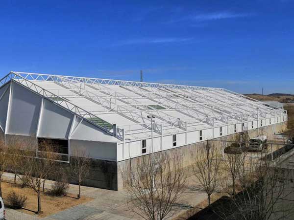 外墙印花立面网格膜材料停车场膜结构