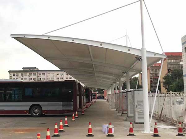 西双版纳玻纤PTFE膜结构应用:热带雨林气候的特殊解决方案