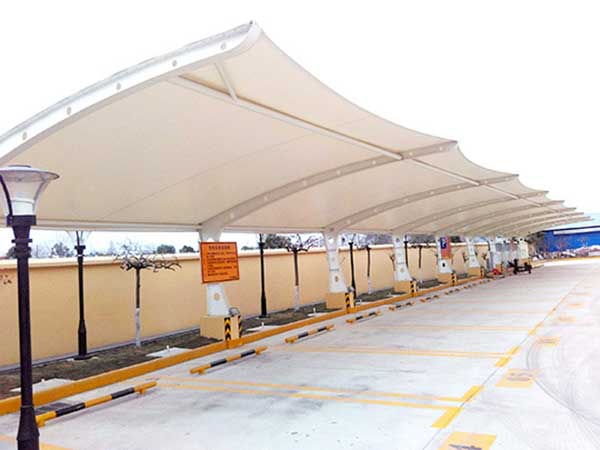 PTFE膜结构品牌深度对比:国际大牌与本土优品的性能差异与适用场景