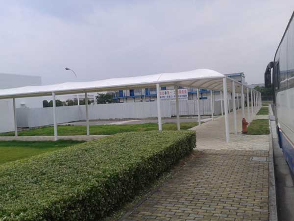 宣威玻纤PTFE膜结构生产揭秘:从原料配比到成品检测的全流程