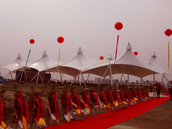 孝感PTFE膜结构安装流程:从现场勘测到张拉成型的标准化作业