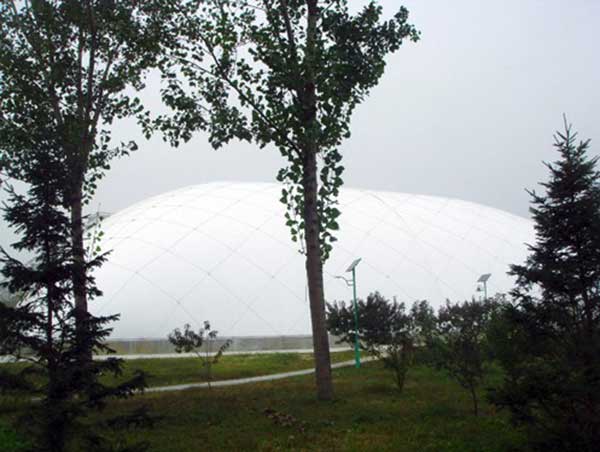 膜结构艺术:广东省中材高新材料有限公司的文化广场革新之旅